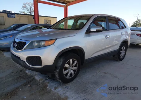 2011 Kia Sorento Lx z USA, uszkodzony, nr VIN 5XYKT3A10BG068675